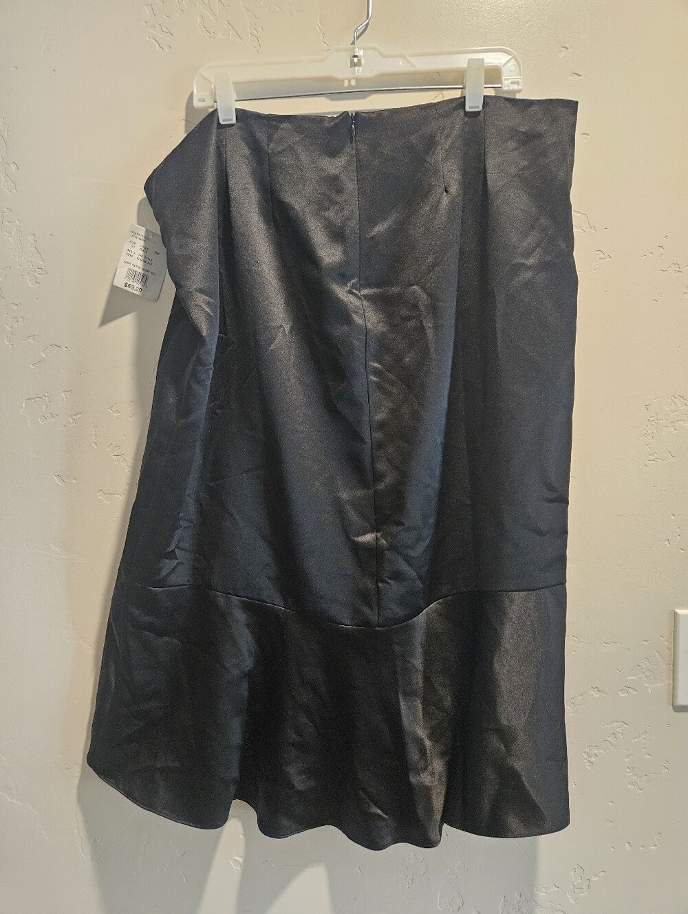Davids Bridial Women's Black Satin Flared High Low Hem Skirt Size 20